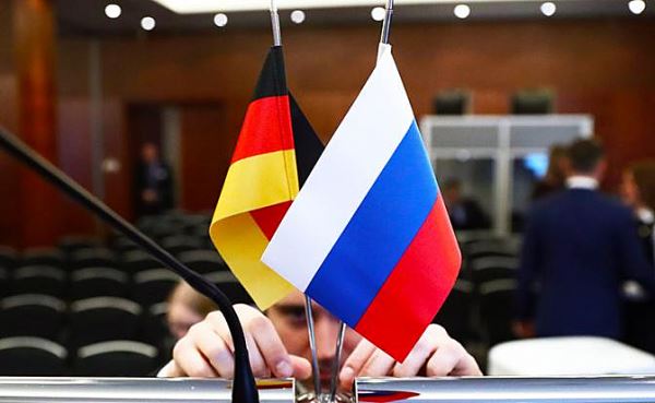 Германии придется договариваться с Россией всерьез, но хоронить Шольца пока рано