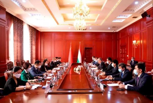 Главы МИД Таджикистана и Китая подписали двухлетнюю программу сотрудничества