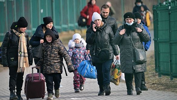 SZ: В ФРГ перестали принимать беженцев из Украины из-за превышения порога